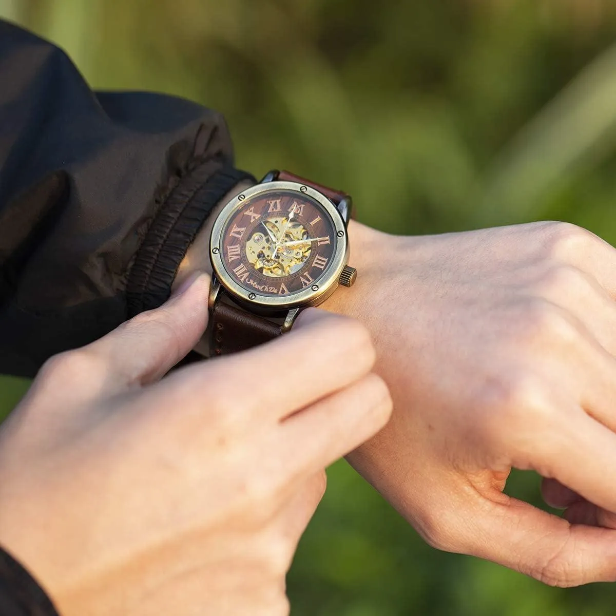 ManChDa Steampunk Burlywood Skeleton Self-Winding Watch